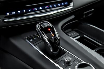 2023 Cadillac Escalade Sport   - Photo 38 - Joliet, IL 60435