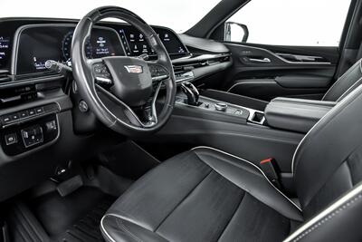 2023 Cadillac Escalade Sport   - Photo 20 - Joliet, IL 60435