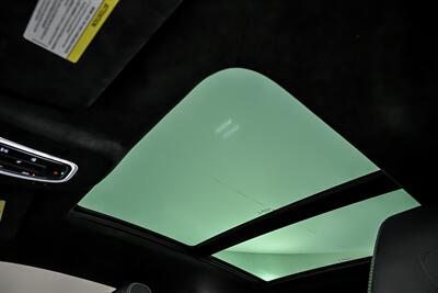 2022 Lamborghini Urus   - Photo 24 - Joliet, IL 60435