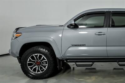 2021 Toyota Tacoma TRD Off-Road   - Photo 6 - Joliet, IL 60435