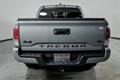 2021 Toyota Tacoma TRD Off-Road   - Photo 10 - Joliet, IL 60435