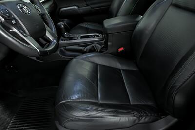 2021 Toyota Tacoma TRD Off-Road   - Photo 18 - Joliet, IL 60435