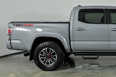 2021 Toyota Tacoma TRD Off-Road   - Photo 13 - Joliet, IL 60435