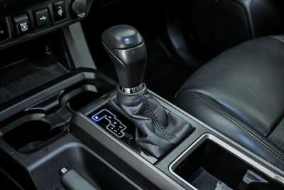 2021 Toyota Tacoma TRD Off-Road   - Photo 32 - Joliet, IL 60435