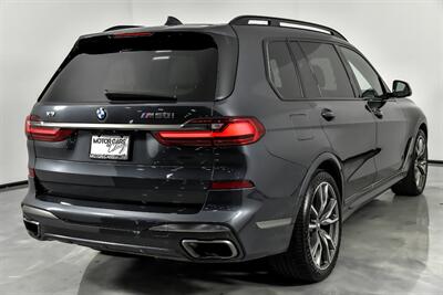 2020 BMW X7 M50i   - Photo 11 - Joliet, IL 60435