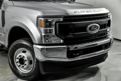 2022 Ford F-350 Super Duty XL   - Photo 3 - Joliet, IL 60435