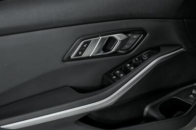 2019 BMW 330i xDrive   - Photo 17 - Joliet, IL 60435