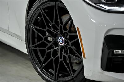 2019 BMW 330i xDrive   - Photo 4 - Joliet, IL 60435