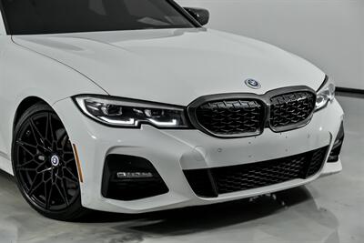 2019 BMW 330i xDrive   - Photo 3 - Joliet, IL 60435