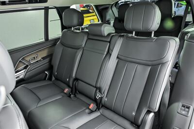2024 Land Rover Range Rover P400 SE LWB   - Photo 26 - Joliet, IL 60435