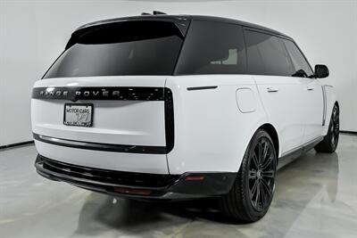 2024 Land Rover Range Rover P400 SE LWB   - Photo 12 - Joliet, IL 60435