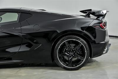 2022 Chevrolet Corvette Stingray 3LT   - Photo 9 - Joliet, IL 60435
