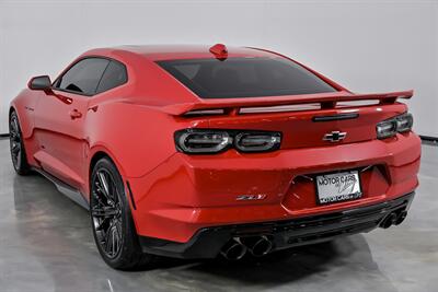 2022 Chevrolet Camaro ZL1-$30K MODS-MINT ZL1!   - Photo 10 - Joliet, IL 60435