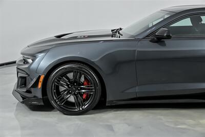 2019 Chevrolet Camaro ZL1-1LE TRACK PACK   - Photo 7 - Joliet, IL 60435