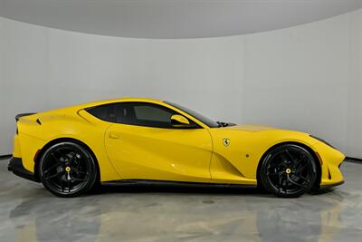 2019 Ferrari 812 Superfast   - Photo 14 - Joliet, IL 60435