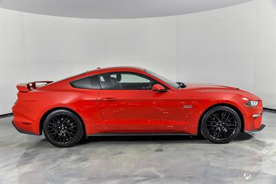 2019 Ford Mustang GT   - Photo 14 - Joliet, IL 60435