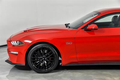 2019 Ford Mustang GT   - Photo 7 - Joliet, IL 60435