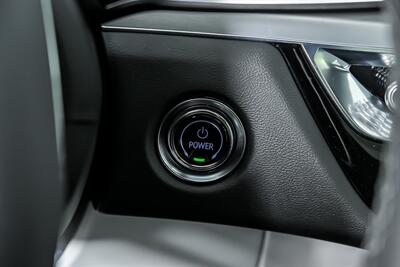 2024 Cadillac LYRIQ Luxury 3   - Photo 29 - Joliet, IL 60435