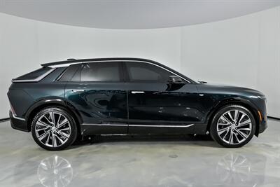 2024 Cadillac LYRIQ Luxury 3   - Photo 14 - Joliet, IL 60435