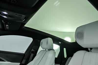 2024 Cadillac LYRIQ Luxury 3   - Photo 24 - Joliet, IL 60435