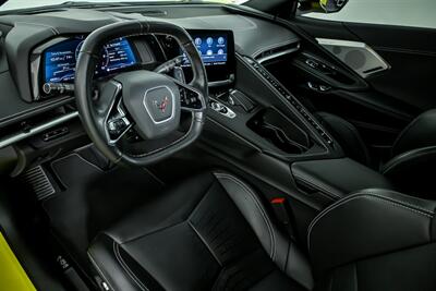 2021 Chevrolet Corvette Stingray 2LT   - Photo 22 - Joliet, IL 60435