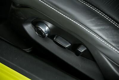 2021 Chevrolet Corvette Stingray 2LT   - Photo 26 - Joliet, IL 60435