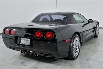 2003 Chevrolet Corvette Z06   - Photo 12 - Joliet, IL 60435