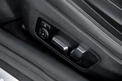 2020 BMW 8 Series 840i   - Photo 30 - Joliet, IL 60435