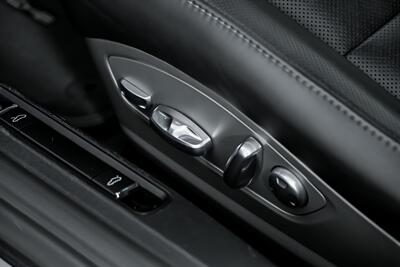 2017 Porsche 911 Turbo   - Photo 28 - Joliet, IL 60435