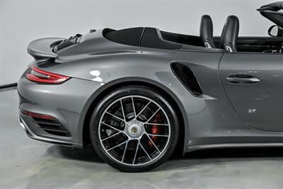 2017 Porsche 911 Turbo   - Photo 13 - Joliet, IL 60435