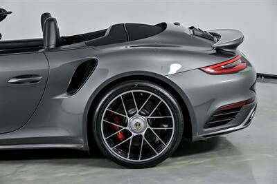 2017 Porsche 911 Turbo   - Photo 9 - Joliet, IL 60435