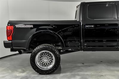 2022 Ford F-350 Super Duty Platinum-JACKED-TUNED & DELETED   - Photo 12 - Joliet, IL 60435