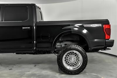 2022 Ford F-350 Super Duty Platinum-JACKED-TUNED & DELETED   - Photo 8 - Joliet, IL 60435