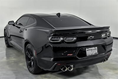2023 Chevrolet Camaro LT1   - Photo 10 - Joliet, IL 60435