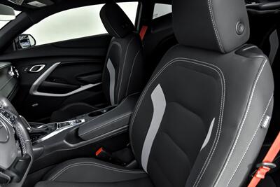 2023 Chevrolet Camaro LT1   - Photo 22 - Joliet, IL 60435