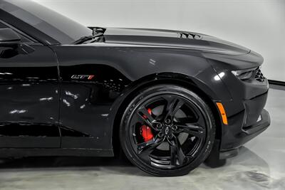 2023 Chevrolet Camaro LT1   - Photo 15 - Joliet, IL 60435