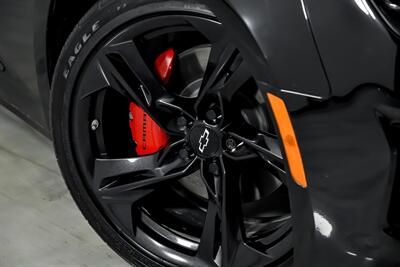2023 Chevrolet Camaro LT1   - Photo 4 - Joliet, IL 60435