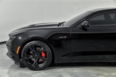 2023 Chevrolet Camaro LT1   - Photo 7 - Joliet, IL 60435