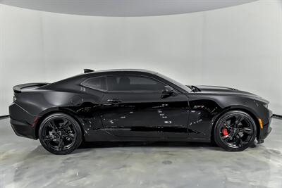 2023 Chevrolet Camaro LT1   - Photo 14 - Joliet, IL 60435