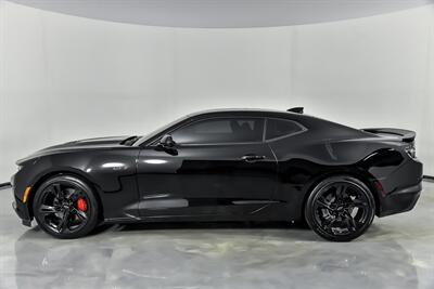 2023 Chevrolet Camaro LT1   - Photo 8 - Joliet, IL 60435