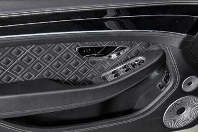 2020 Bentley Continental GTC V8   - Photo 22 - Joliet, IL 60435