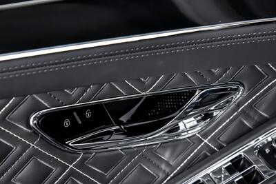 2020 Bentley Continental GTC V8   - Photo 24 - Joliet, IL 60435