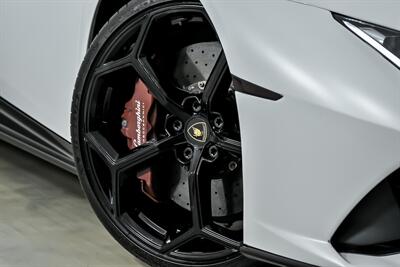 2020 Lamborghini Huracan EVO   - Photo 4 - Joliet, IL 60435