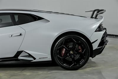 2020 Lamborghini Huracan EVO   - Photo 9 - Joliet, IL 60435
