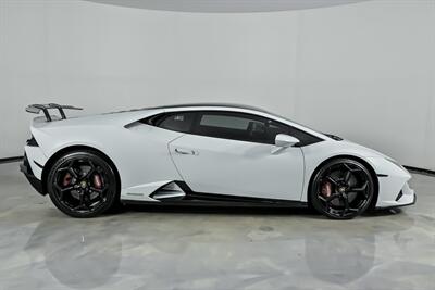 2020 Lamborghini Huracan EVO   - Photo 14 - Joliet, IL 60435