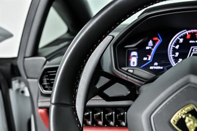 2020 Lamborghini Huracan EVO   - Photo 28 - Joliet, IL 60435