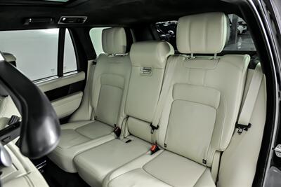 2021 Land Rover Range Rover P525 HSE Westminster Edition LWB   - Photo 25 - Joliet, IL 60435