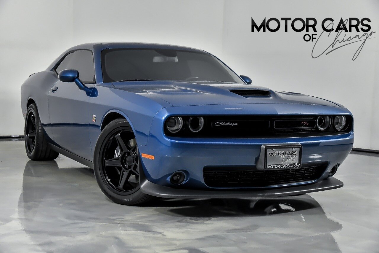 2023 Dodge Challenger R/T Scat Pack - Photo 1 - Joliet, IL 60435