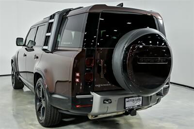 2024 Land Rover Defender 130 P400 X-Dynamic SE   - Photo 10 - Joliet, IL 60435