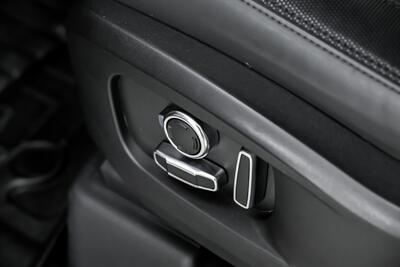 2024 Land Rover Defender 130 P400 X-Dynamic SE   - Photo 27 - Joliet, IL 60435